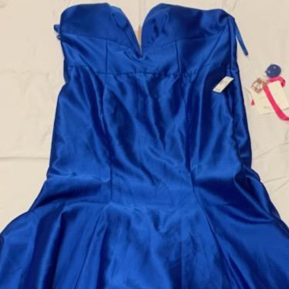 NWT’s MORILEE ROYAL BLUE GOWN SIZE 24 - Picture 5 of 6